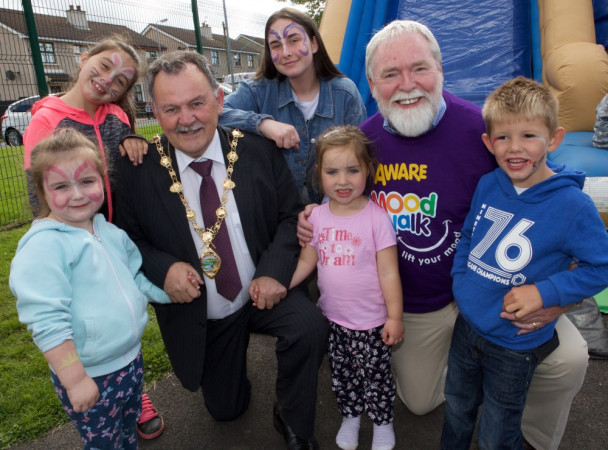 Mayor offers Free Family Fun at Foyle Arena in aid of AWARE